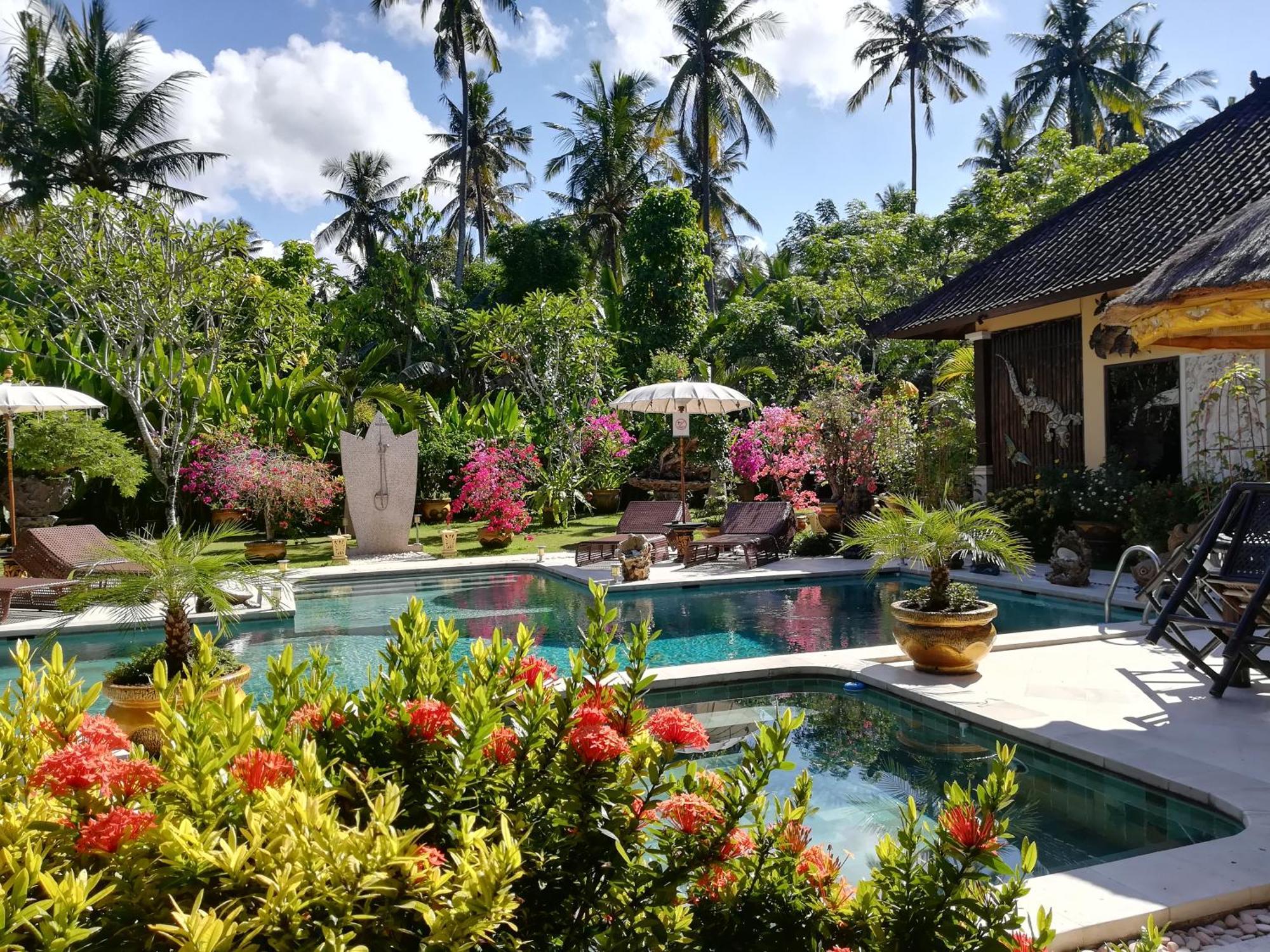 Villa Gusmania จันดีดาซา ภายนอก รูปภาพ