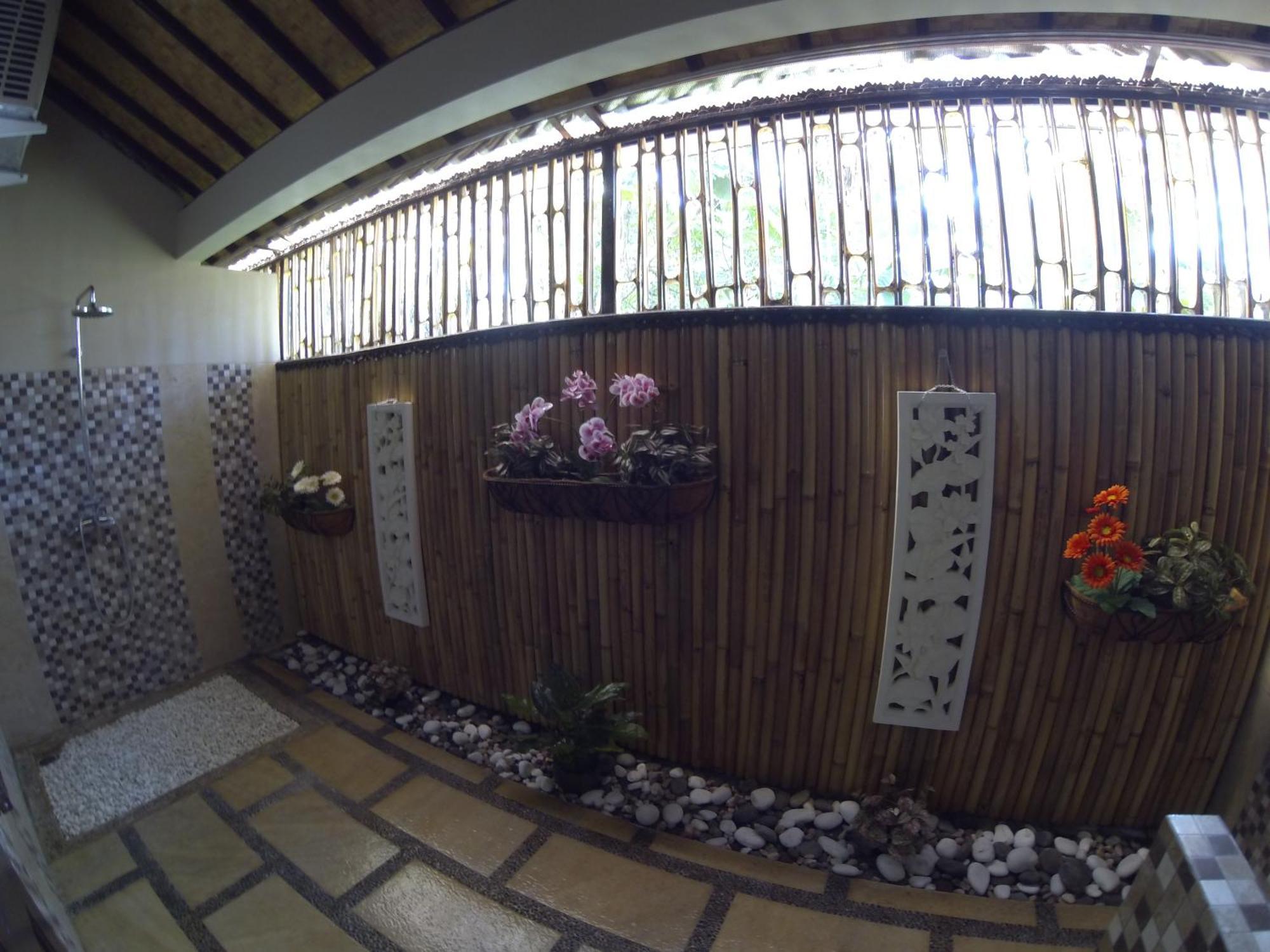 Villa Gusmania จันดีดาซา ห้อง รูปภาพ